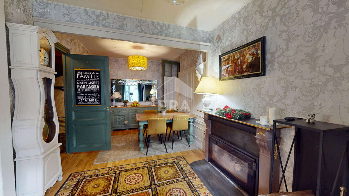 Maison à TENAY