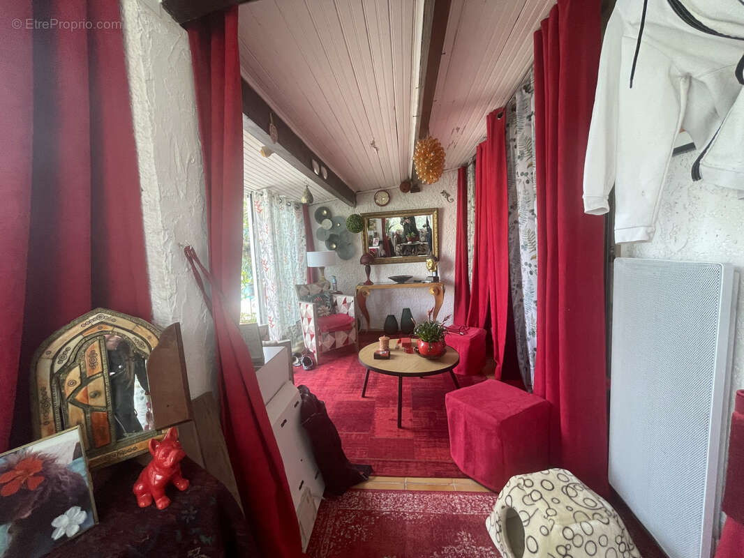 Maison à SOLLIES-PONT