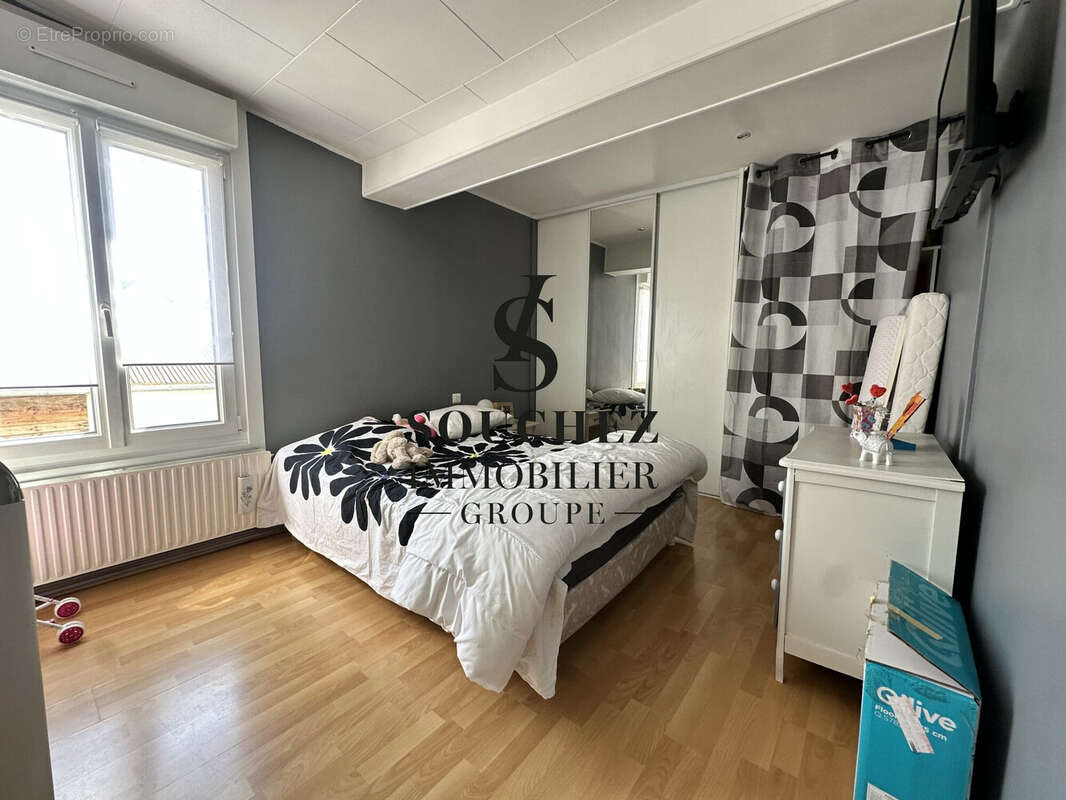Maison 120 m² à Saint-Laurent-Blangy  - photo 8