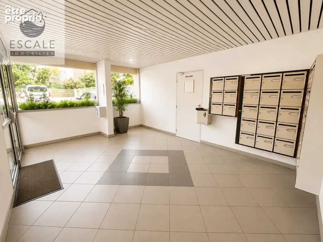 Vente grand type 2 vue marina quartier les quilles a sete - photo 12
