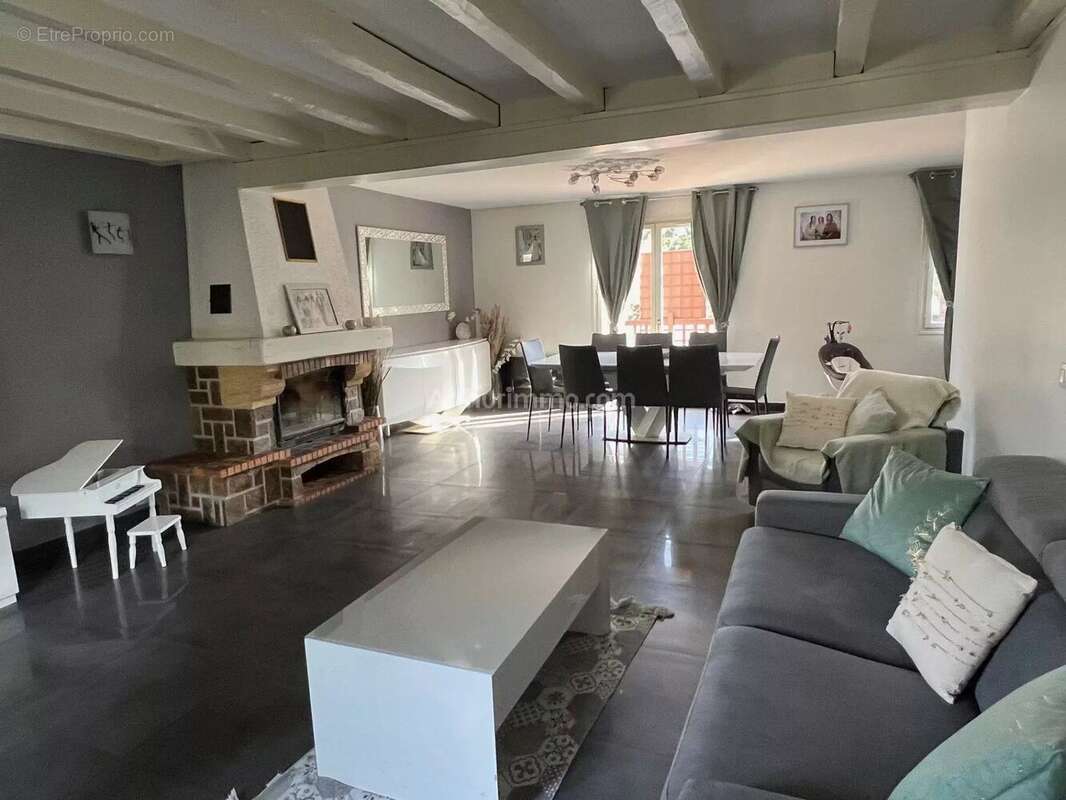 Maison à MONTFERMEIL