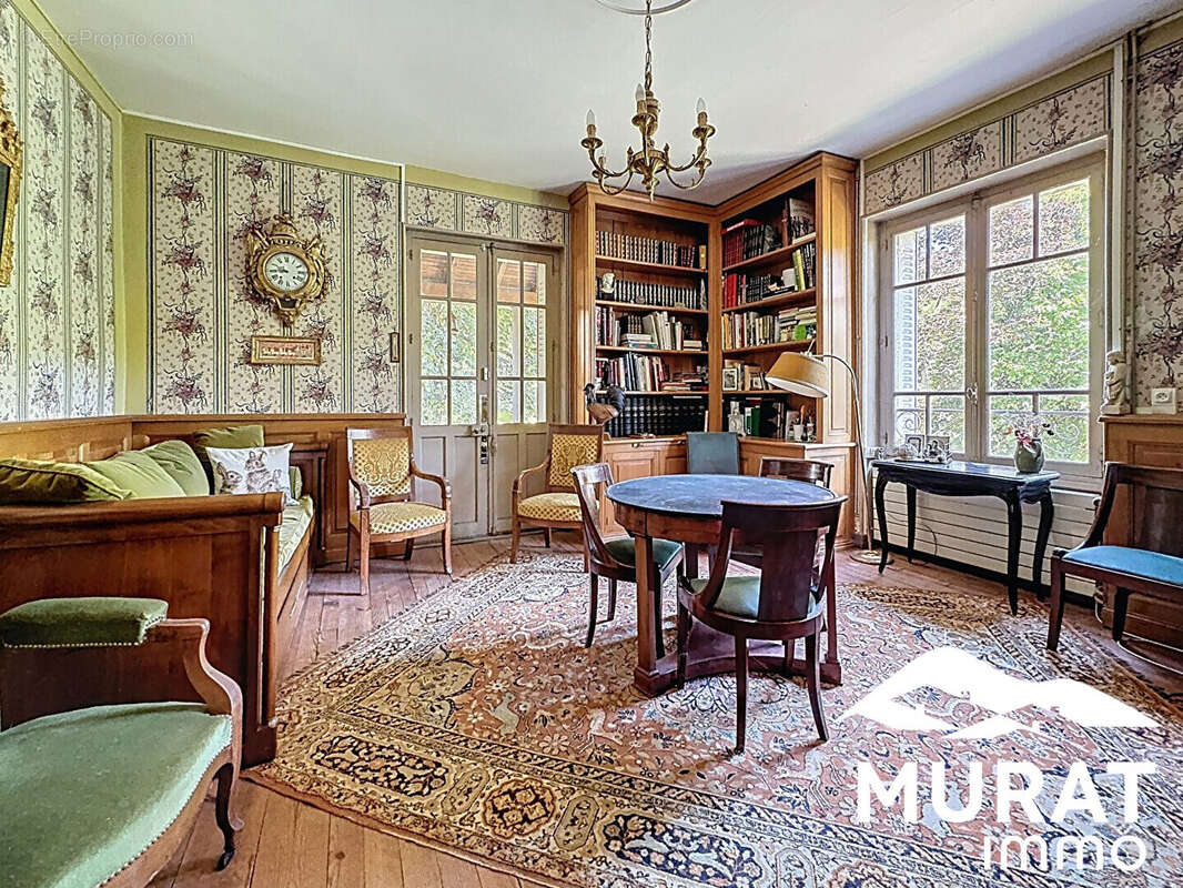 Maison à SAINT-AMANT-TALLENDE