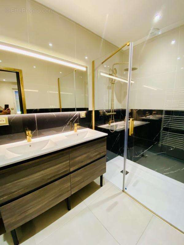 Maison 450 m² à Jonquieres  - photo 4