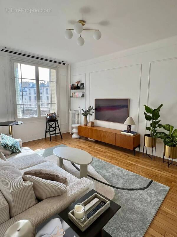 Appartement à PARIS-15E