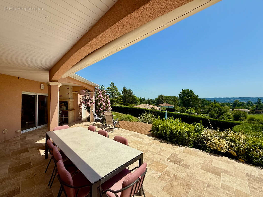 Maison à VILLENEUVE-SUR-LOT