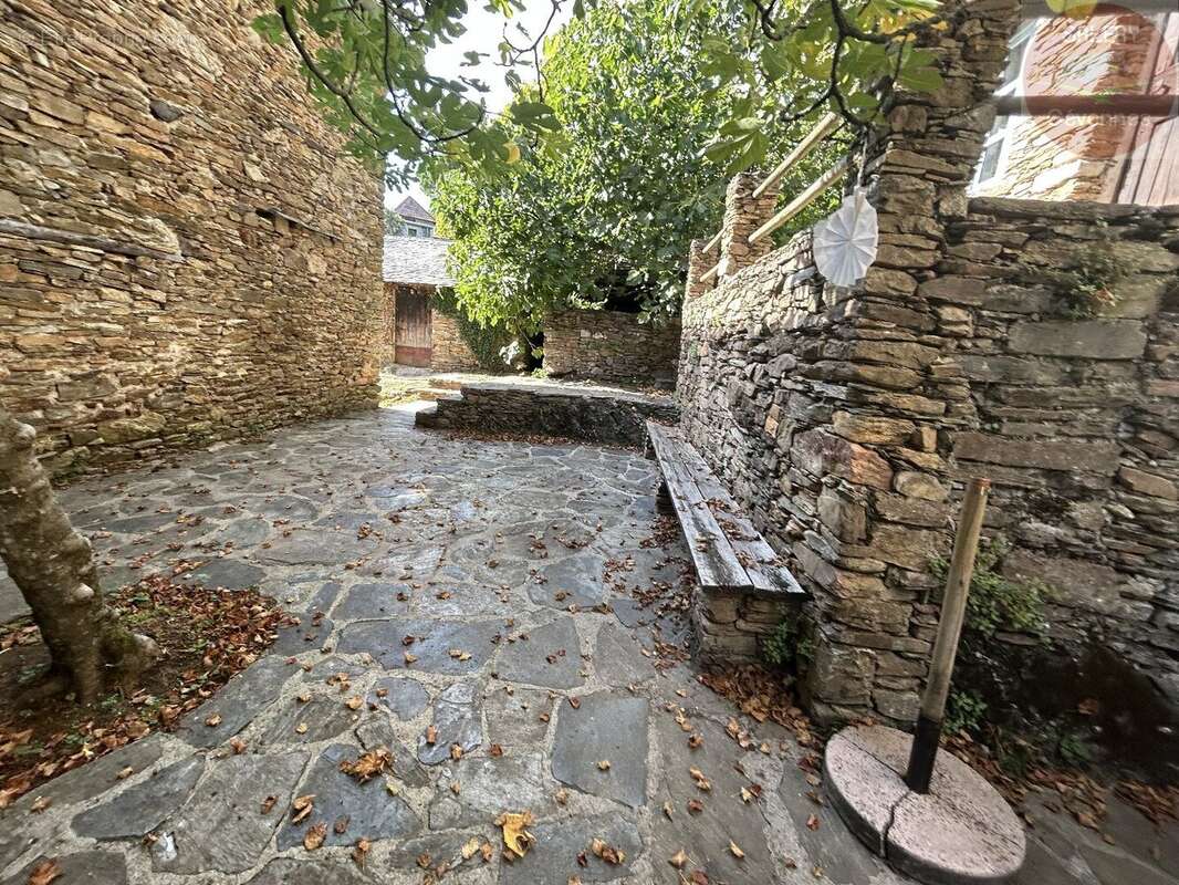 Maison à LES PLANTIERS