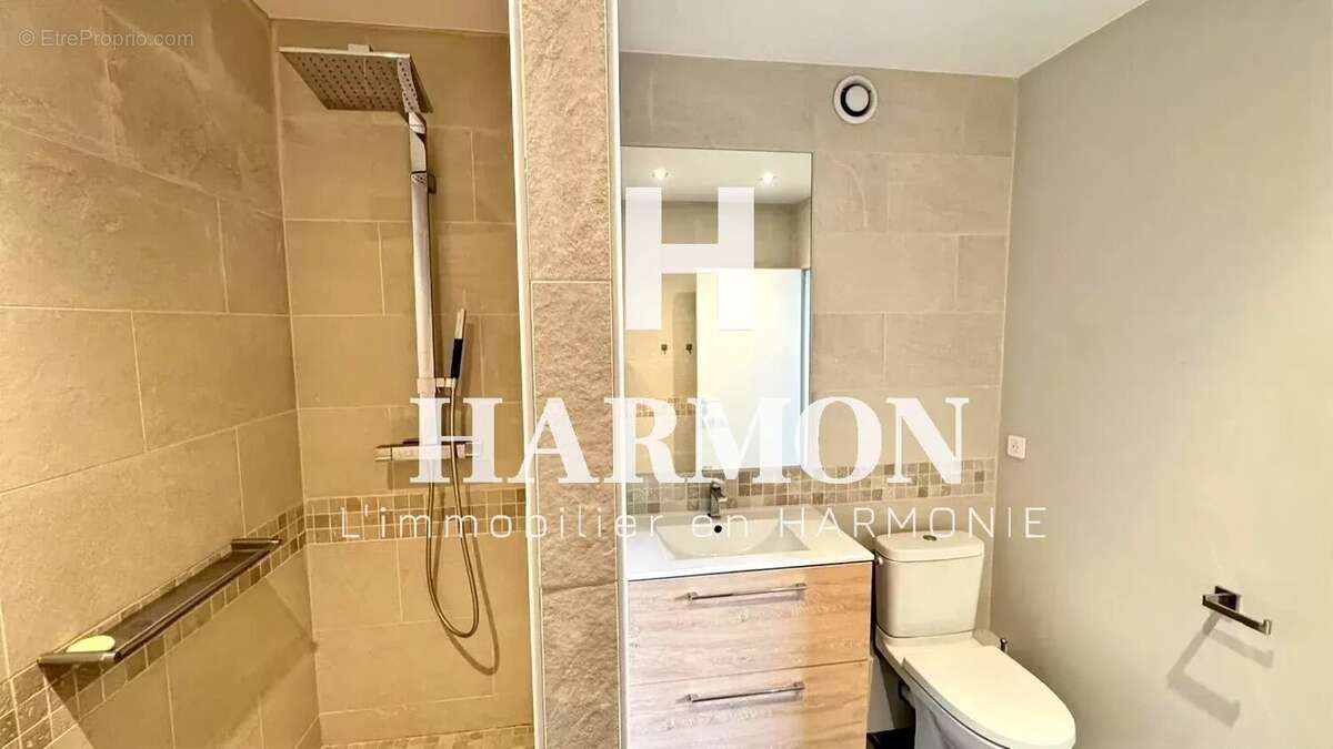 Appartement à LEVALLOIS-PERRET