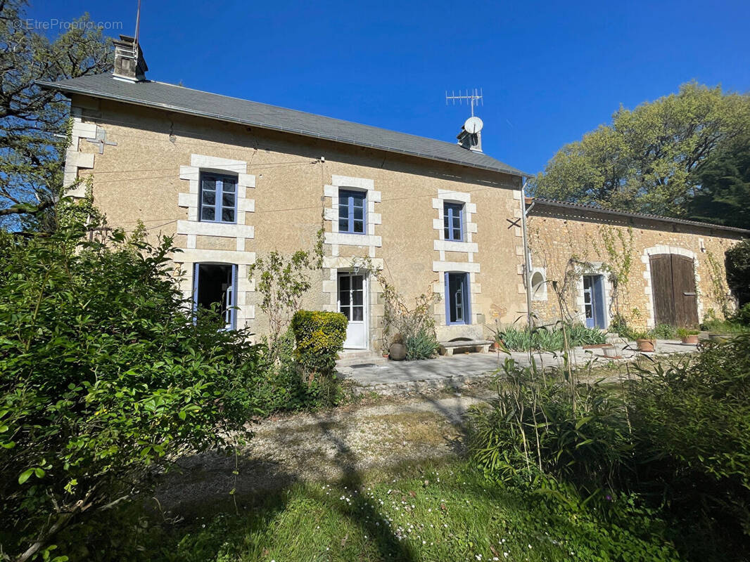 Maison à POUILLE