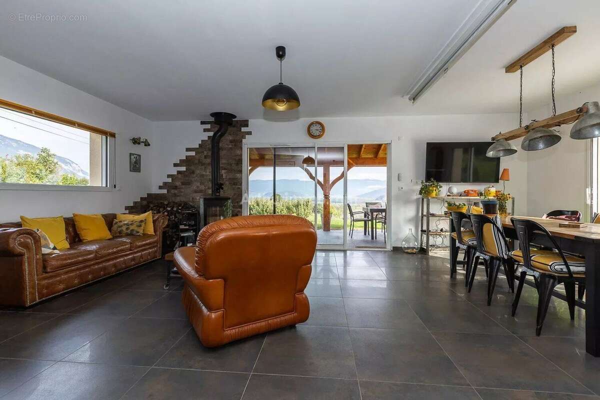 Vente Maison Vongnes(01350) 498 000ï¿œ - photo 3