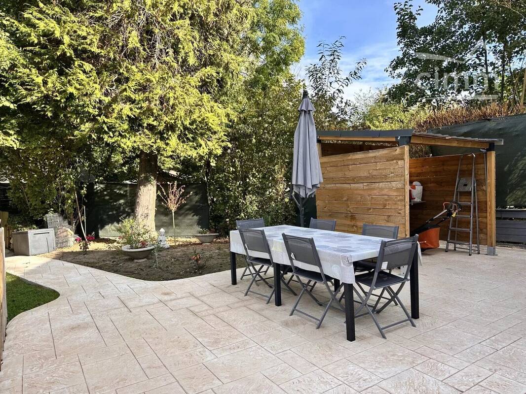 Maison à CONGIS-SUR-THEROUANNE