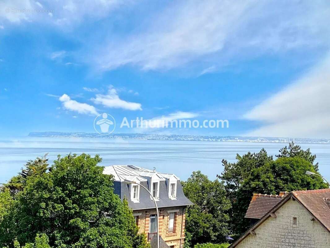 Appartement à DEAUVILLE
