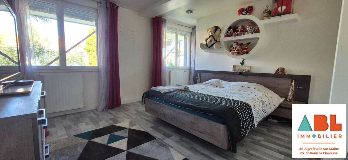 Maison à REMOUILLE