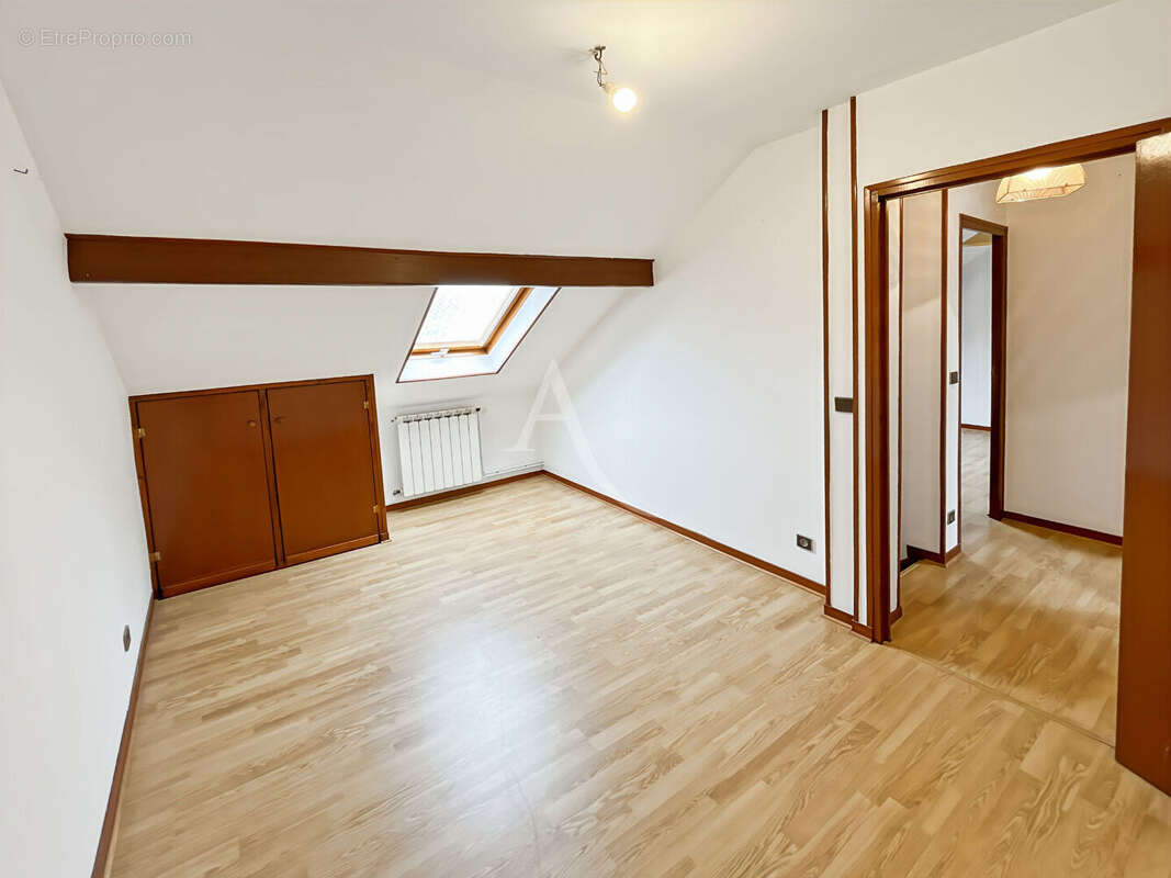 Maison à BRIE-COMTE-ROBERT