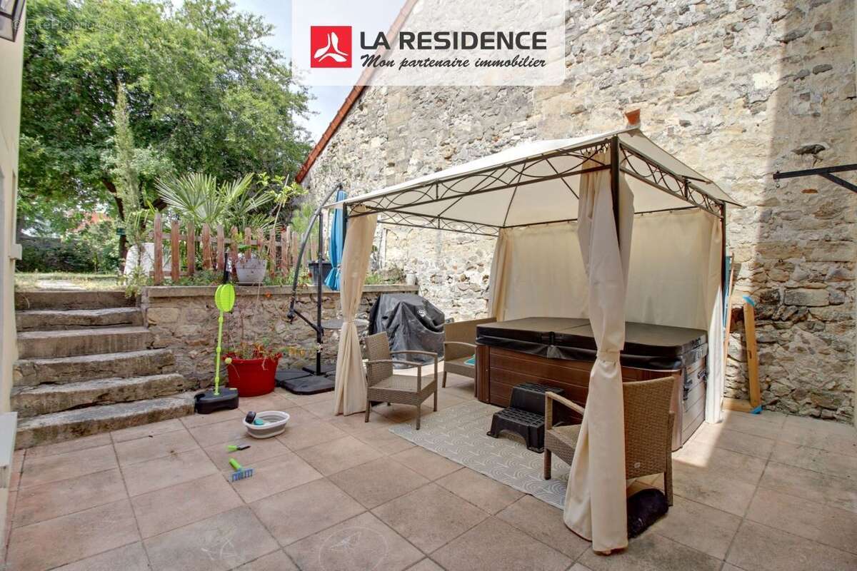 Maison 198 m² à Conflans-Sainte-Honorine  - photo 3