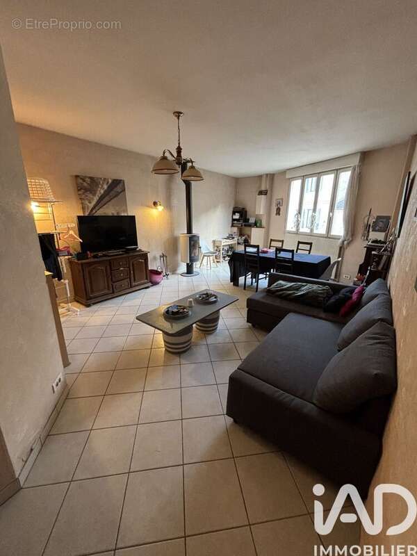 Photo 2 - Maison à SAINT-BRIS-LE-VINEUX