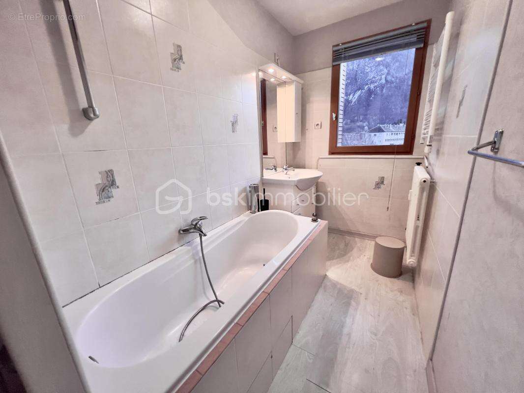 Appartement à SAINT-JEAN-DE-MAURIENNE