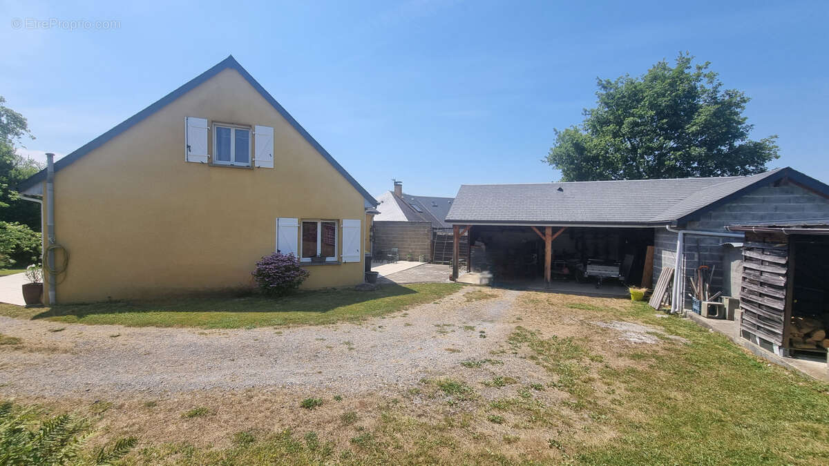 Maison à BENAC