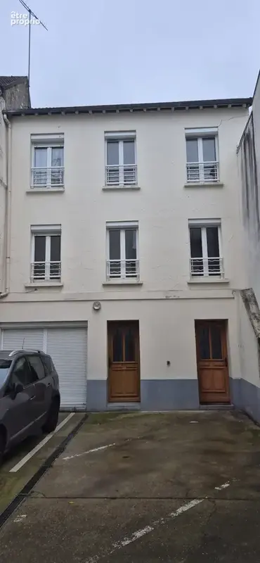 Immeuble / bâtiment - photo 1