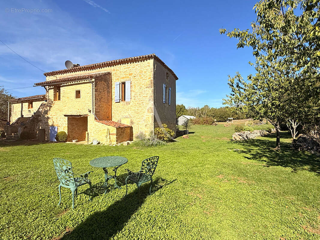 Maison à CASTELFRANC