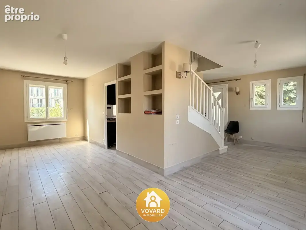 Pavillon de 152 m2 - 5 Chambres à 7 min de la gare - photo 5