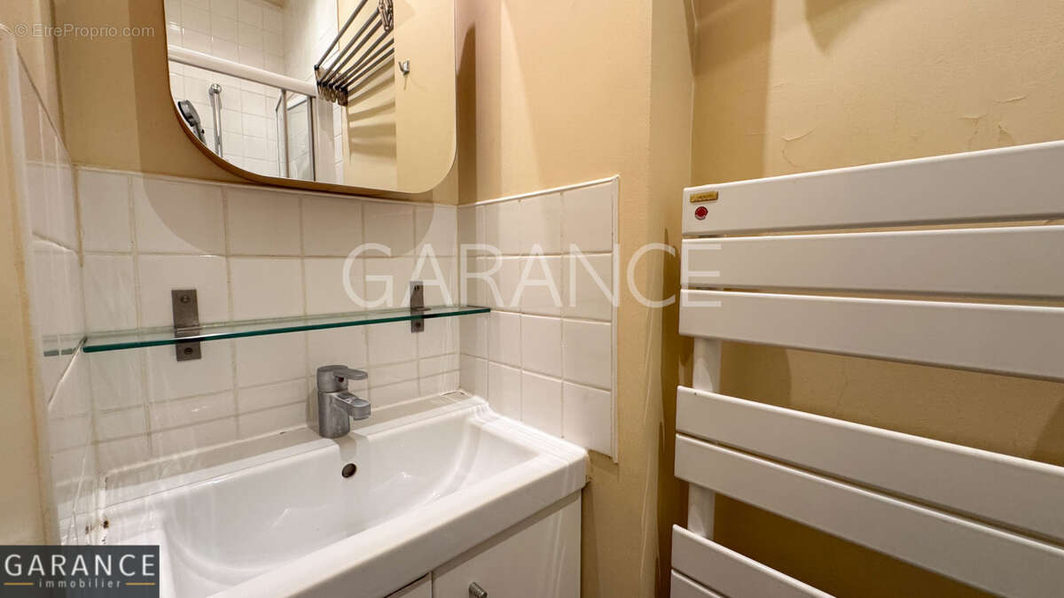 Appartement à PARIS-12E