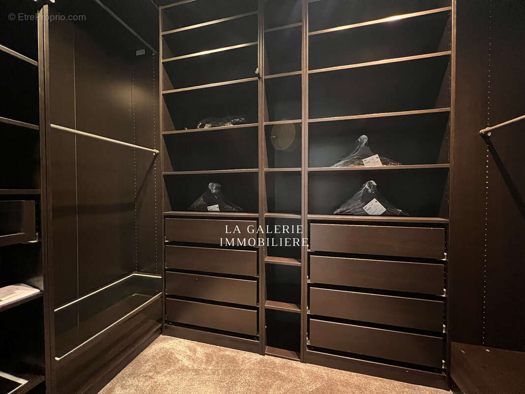 Appartement à PUTEAUX