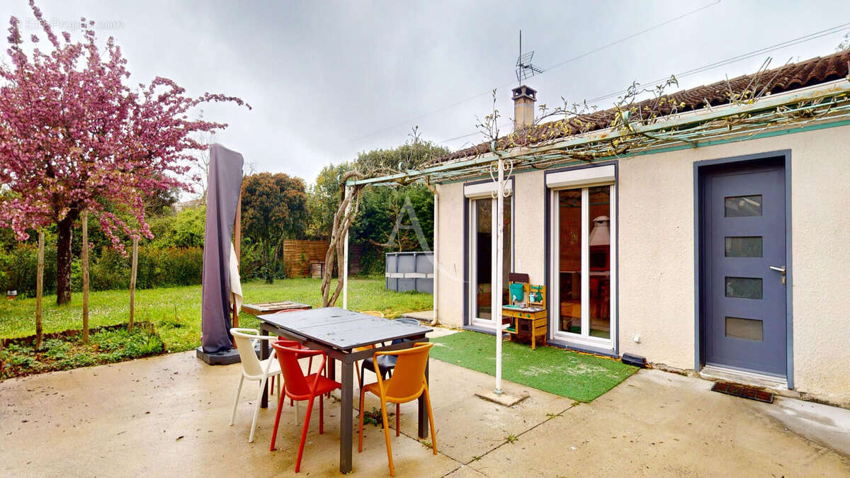 Maison à CASTANET-TOLOSAN