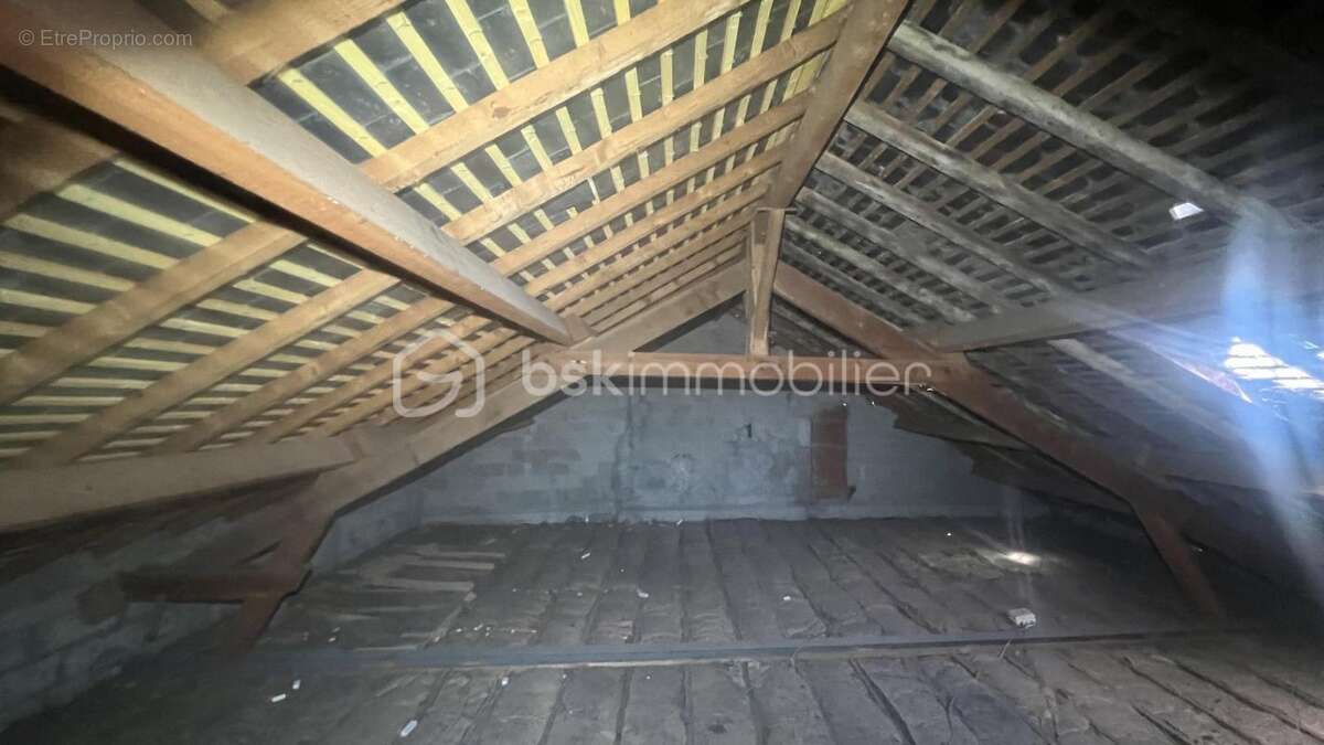 Immeuble professionnel 844 m² – fort potentiel de restructuration – châteauroux - photo 11