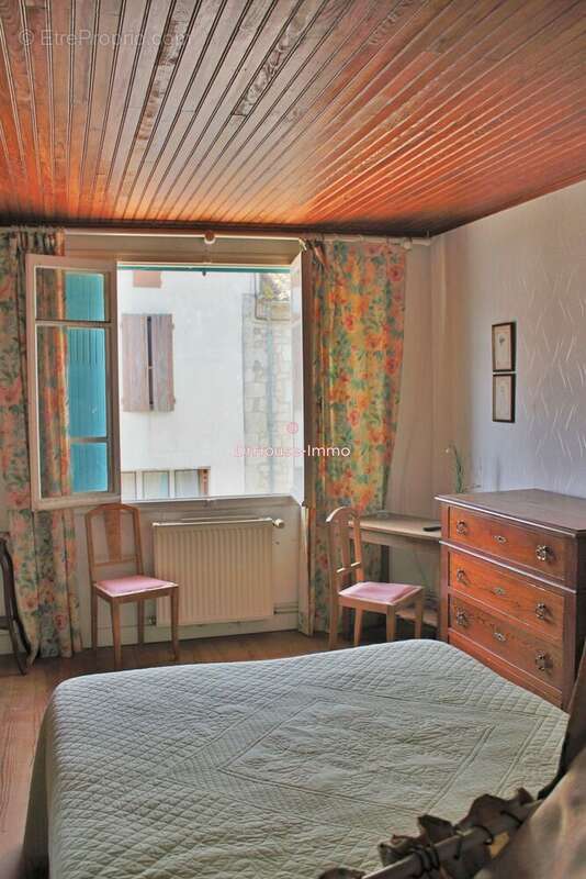 Maison à CASTELSAGRAT