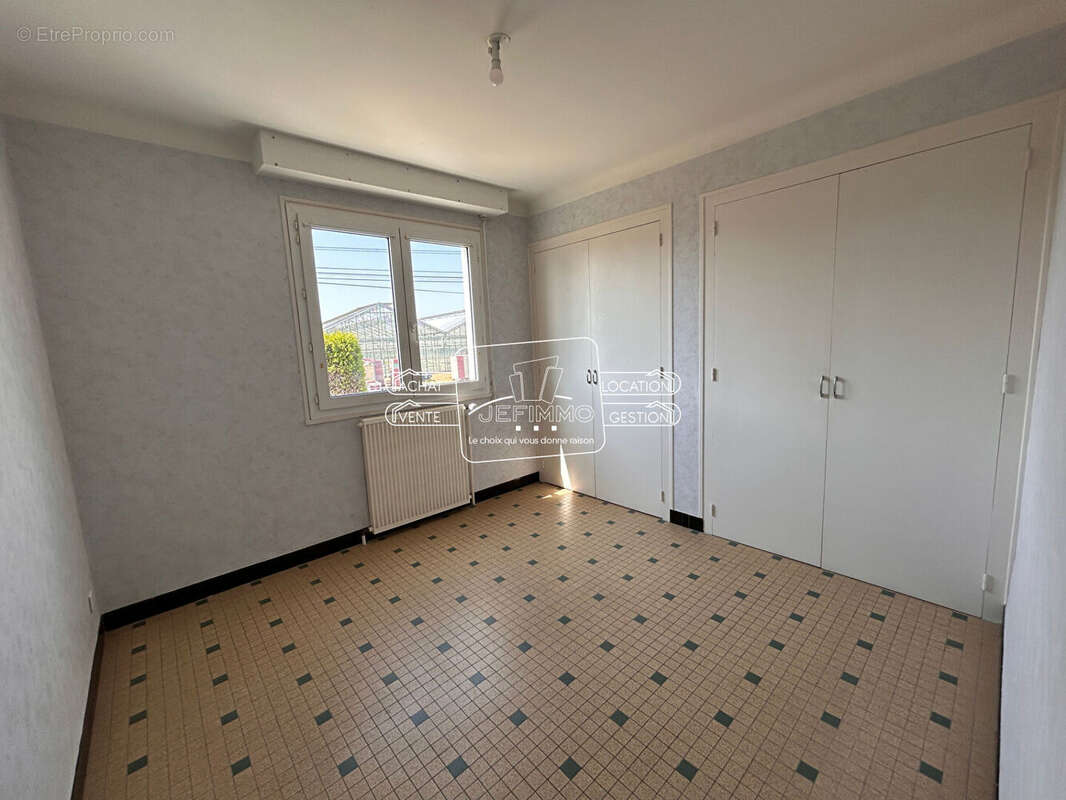 Maison à SAINT-JULIEN-DE-CONCELLES