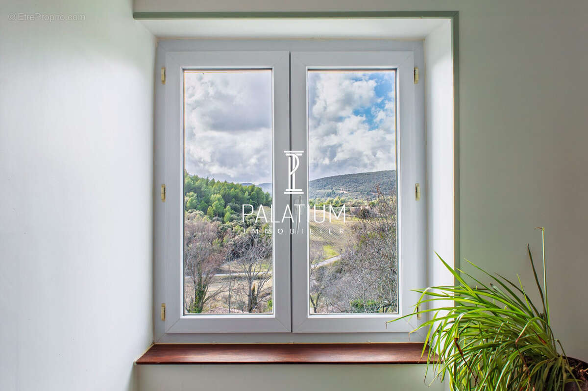 Maison 94 m² à Montfort  - photo 8