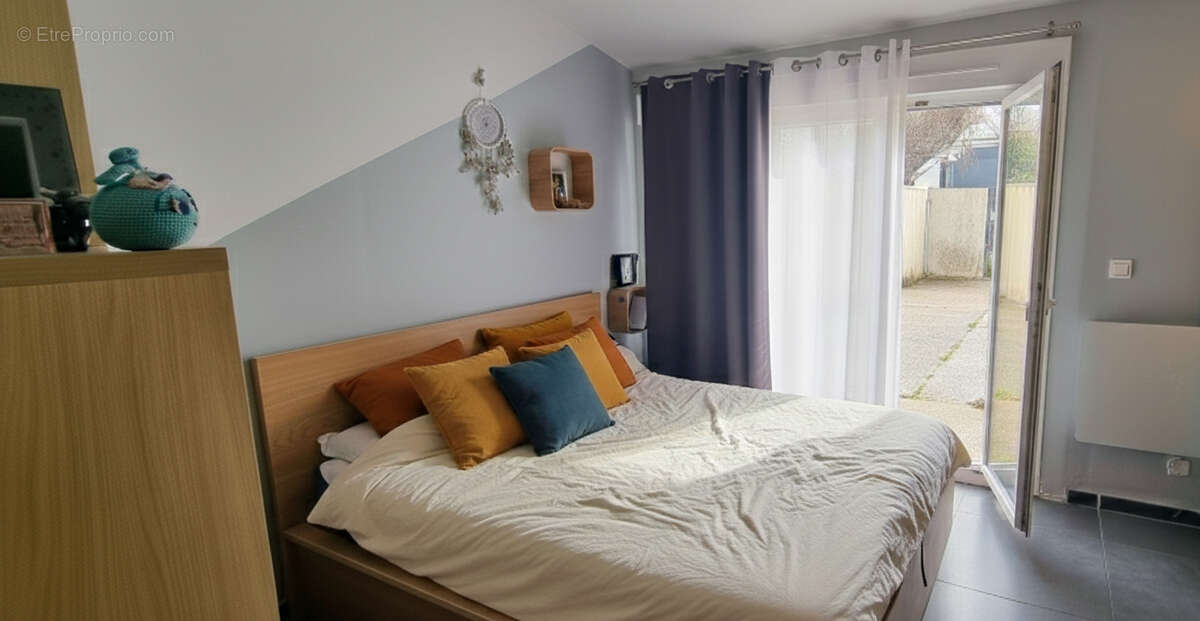 Maison à COMBAILLAUX