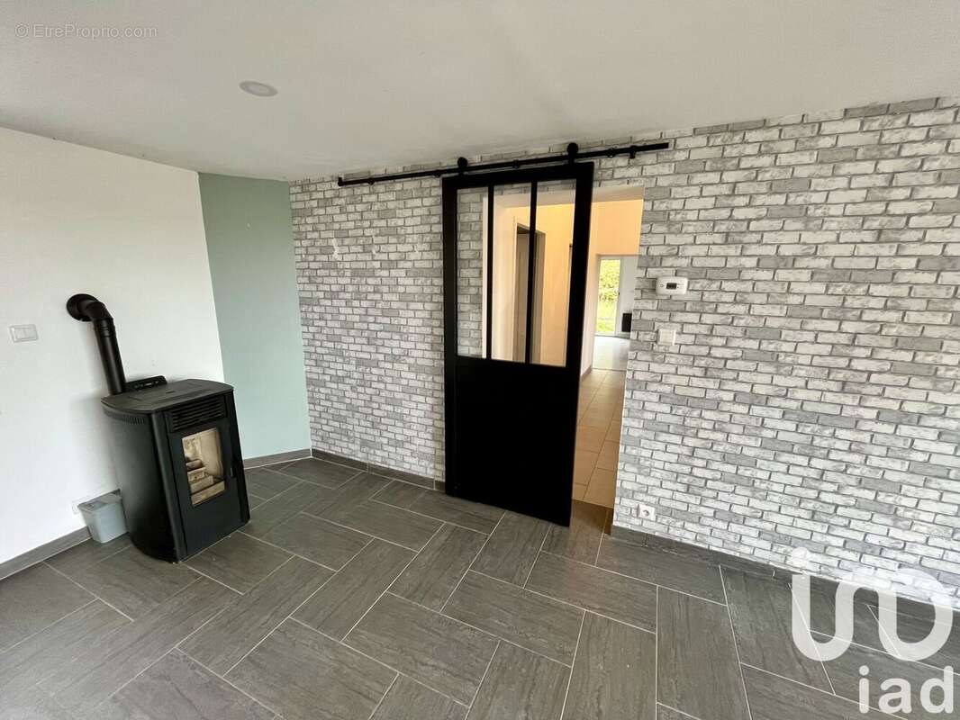 Photo 7 - Maison à SAINT-CHRISTOLY-DE-BLAYE