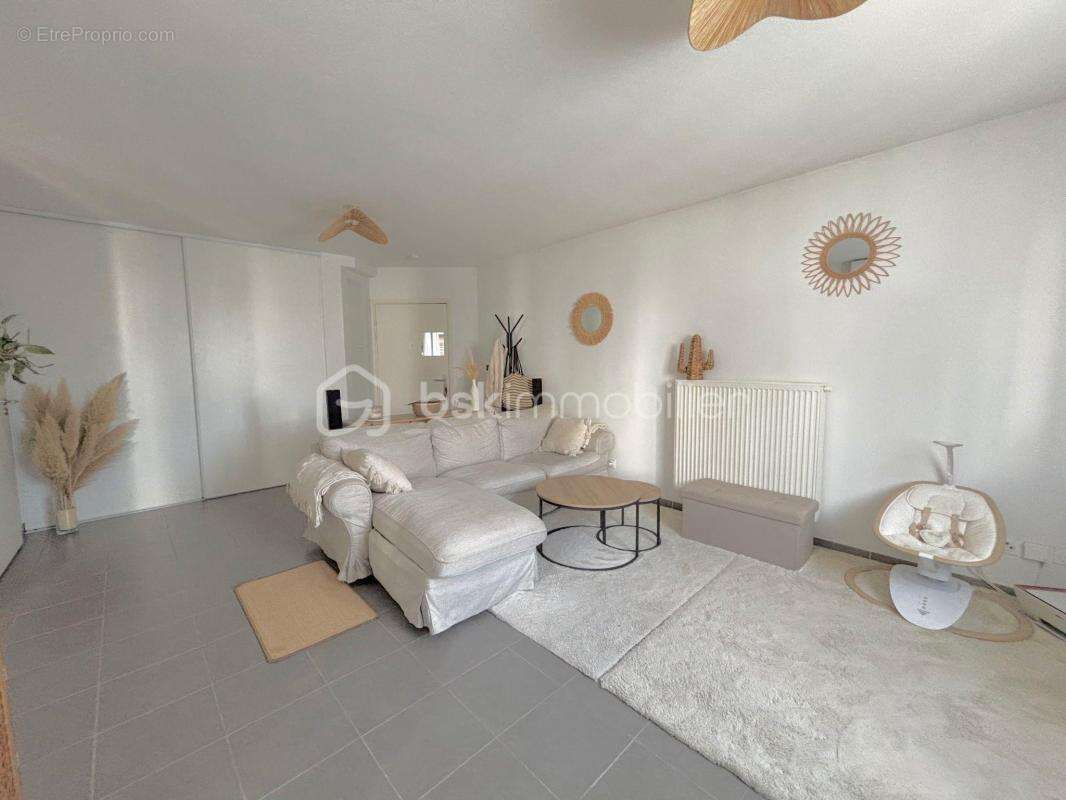 Appartement à SAINT-JEAN-DE-VEDAS
