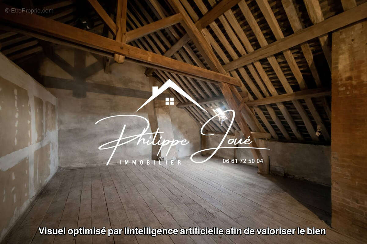 Maison à VILLENEUVE-L'ARCHEVEQUE