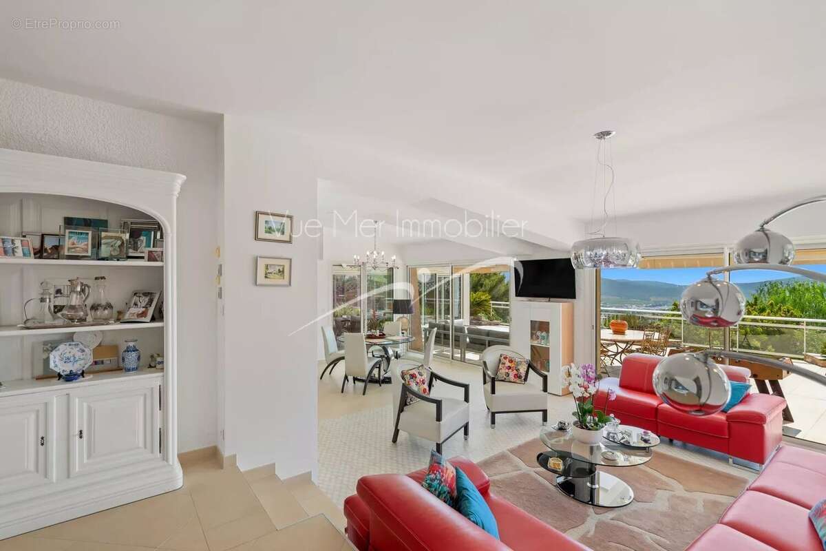 Villa avec piscine et vue panoramique – Le Lavandou - photo 11