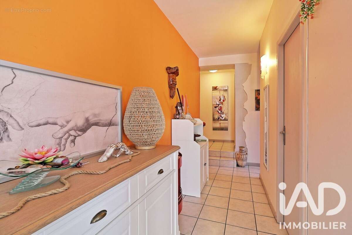 Appartement 93 m² à Latour-Bas-Elne  - photo 7