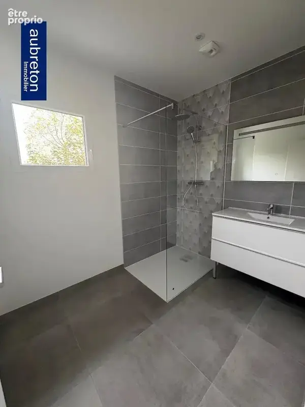 Maison 121 m² à Saint-Romans  - photo 5
