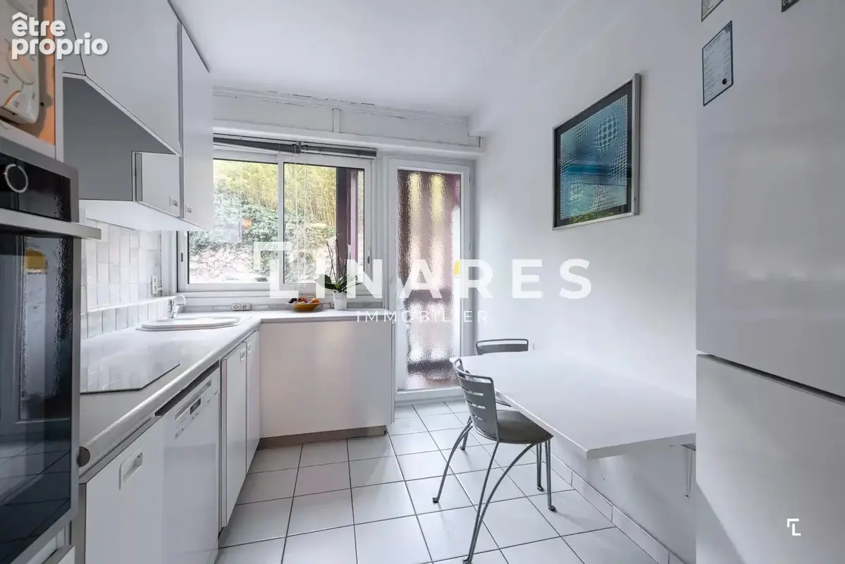 LE CALME D'EDEN - Appartement T5 de 119 m2 - Résidence sécurisée - 13008 Carré d'Or - photo 5