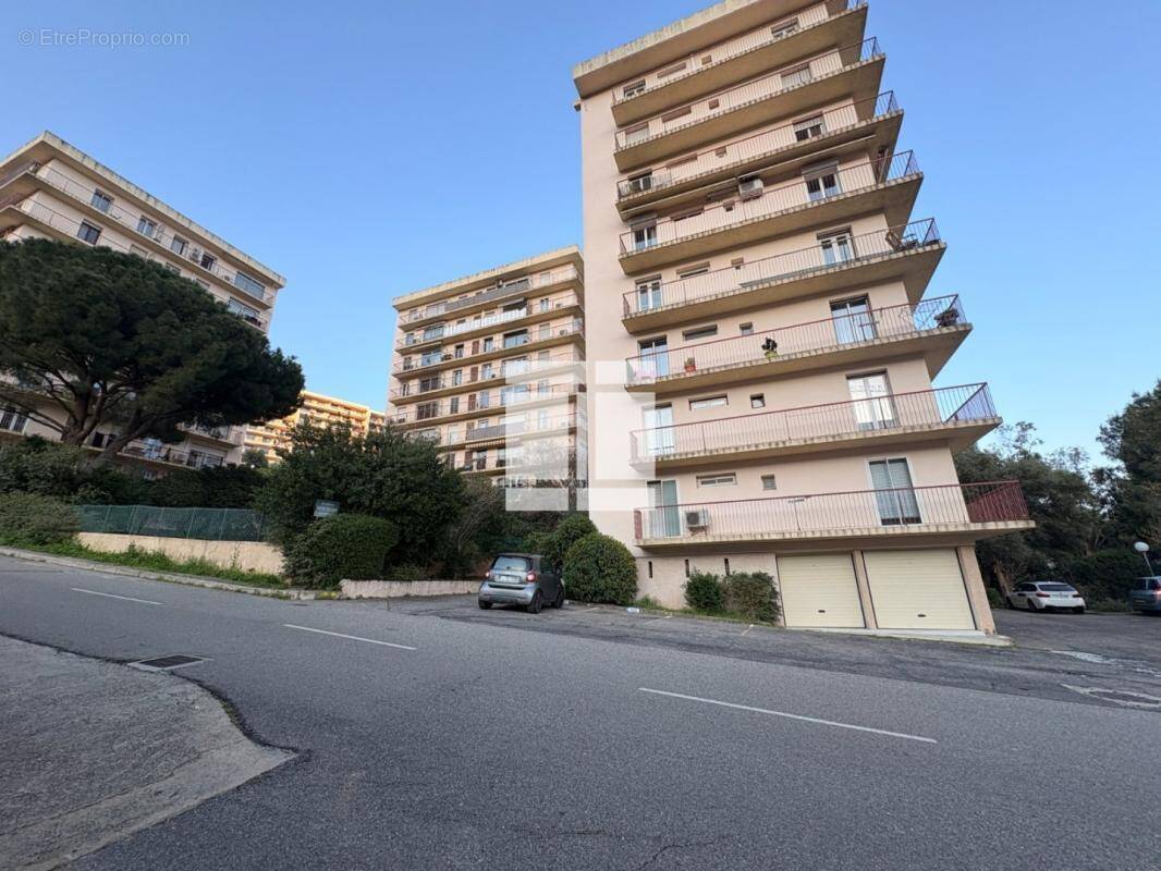 Appartement à VILLE-DI-PIETRABUGNO