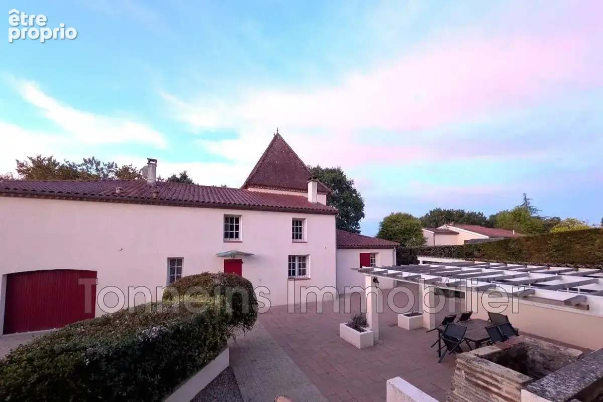 Maison 9 pièces 194 m² à vendre à Tonneins (47400) - photo 2