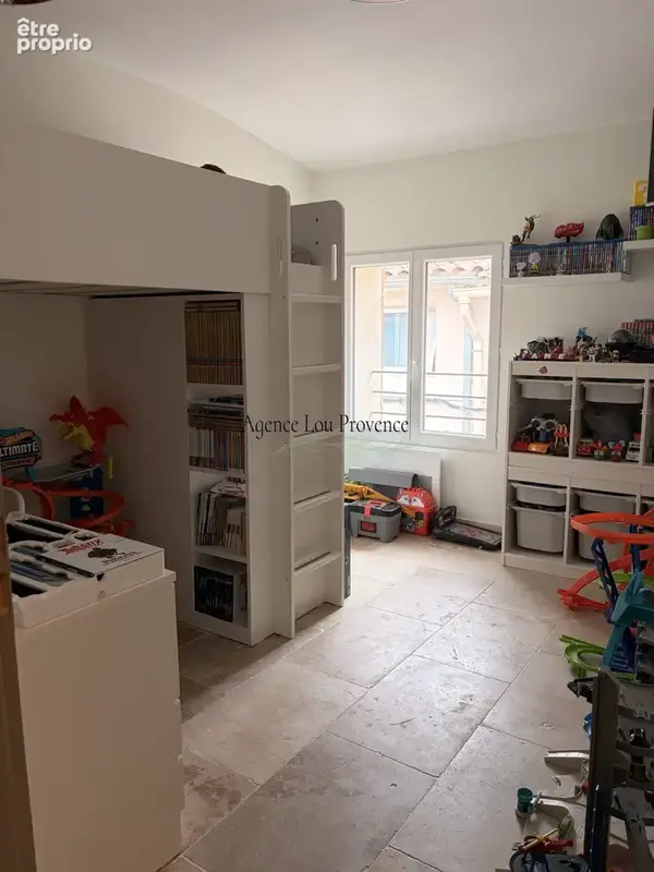 Appartement 3 pièces 63 m² à vendre à Eyguieres (13430) - photo 5