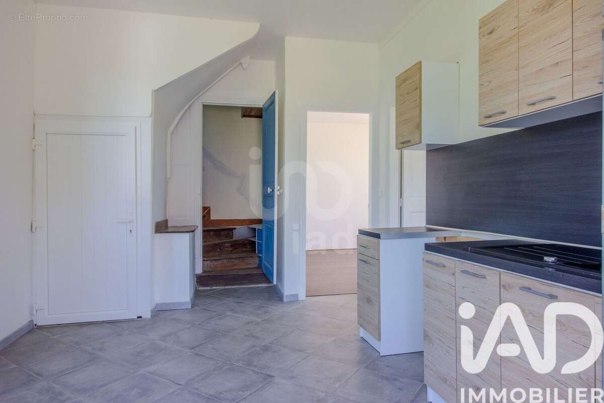 Maison 77 m² à Orvillers-Sorel  - photo 2