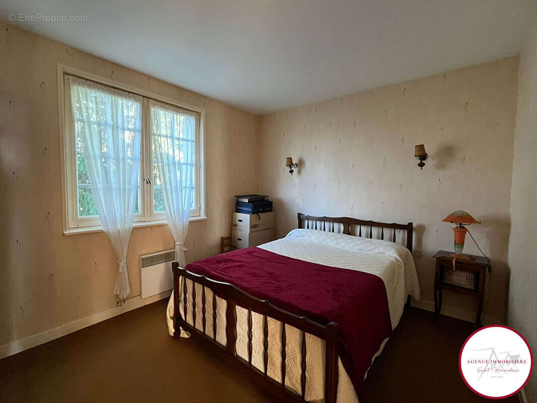 Maison à SAINT-AMAND-MONTROND