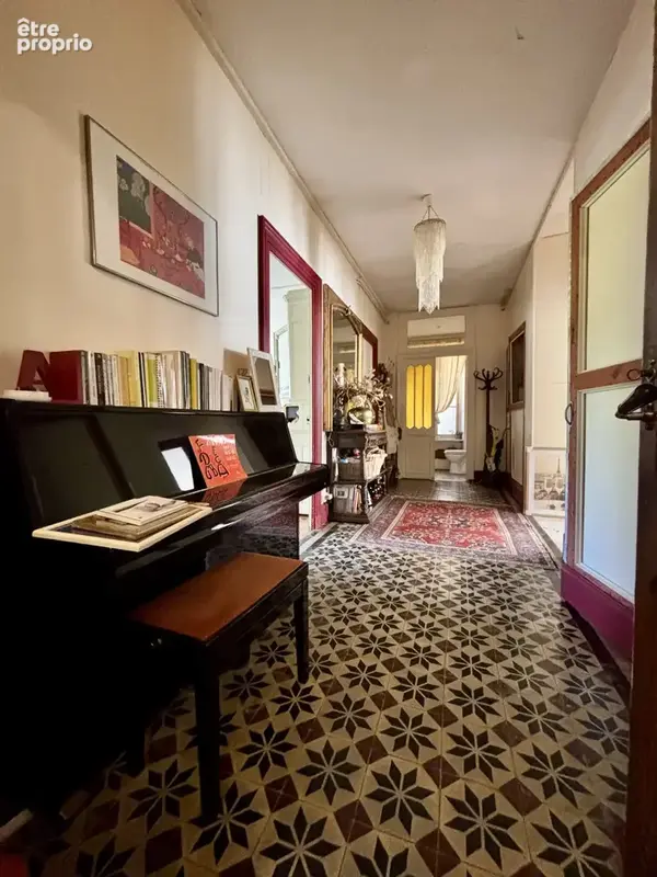 Maison de caractère avec dépendances et jardin - photo 16