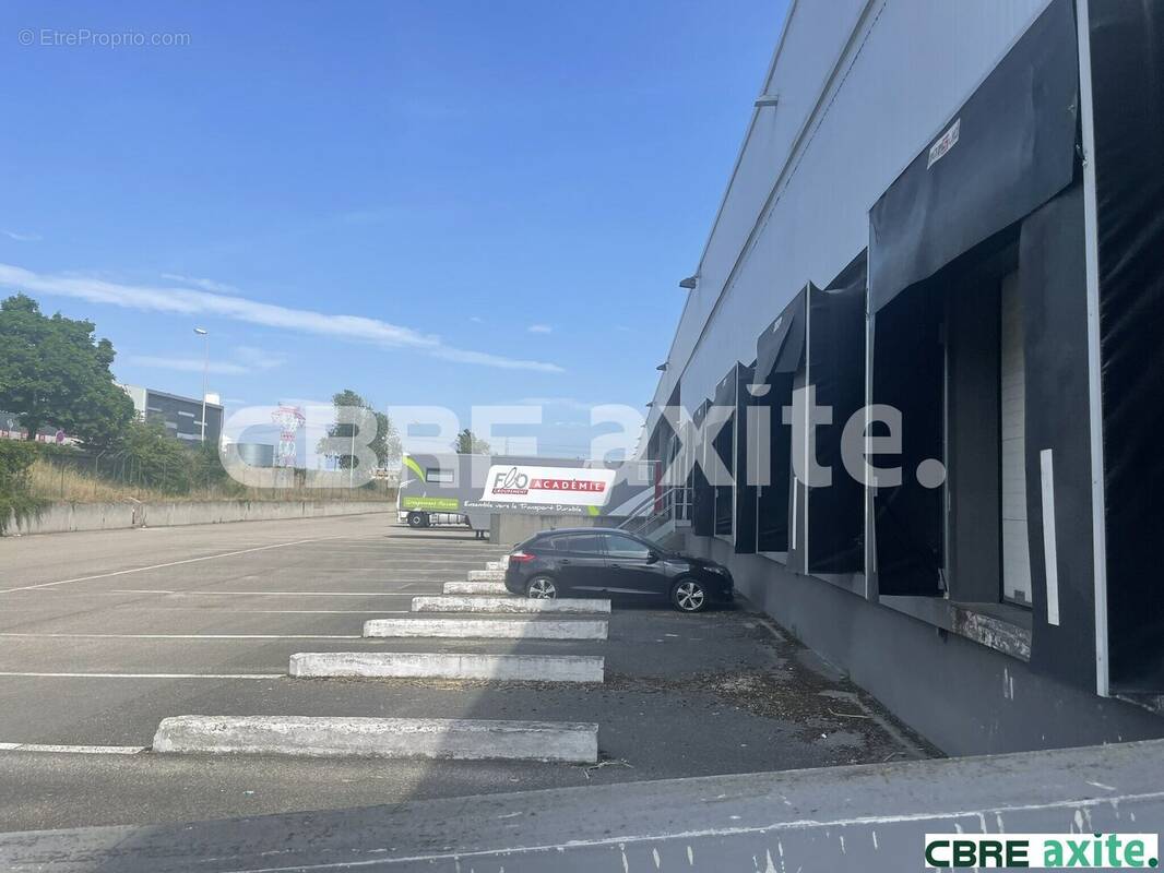 Autre à SAINT-QUENTIN-FALLAVIER