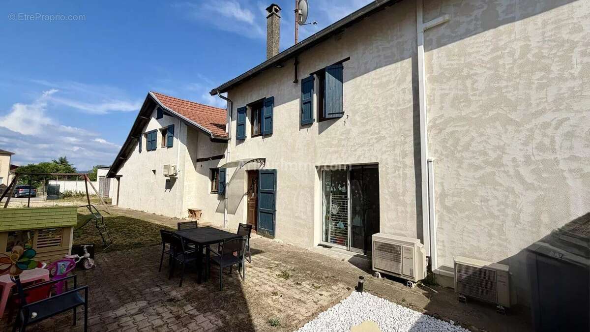Maison à CORBELIN