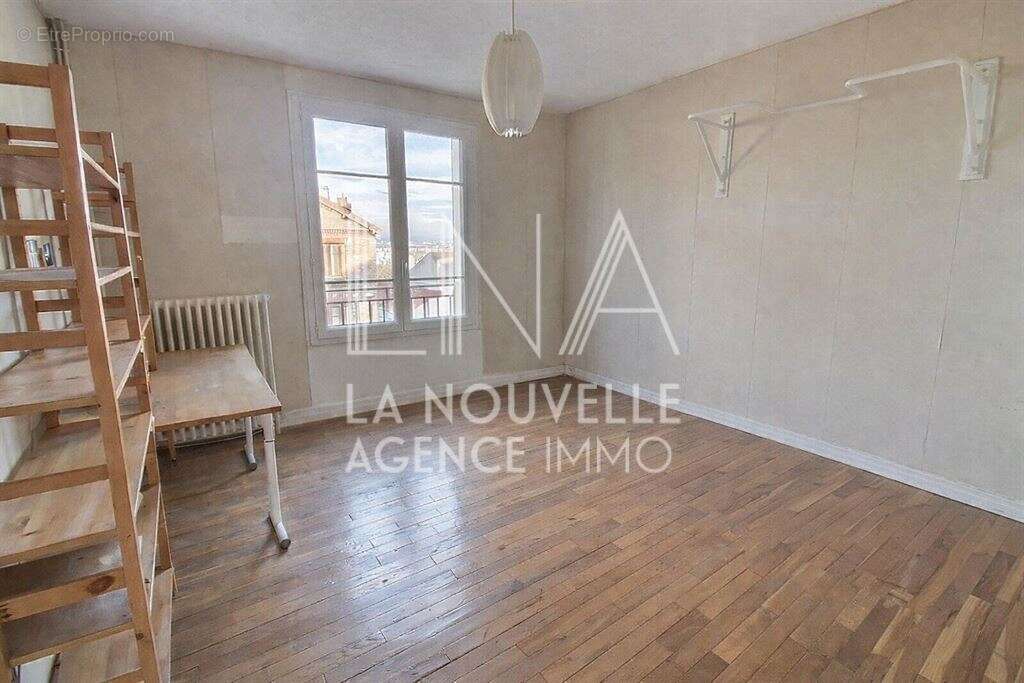 Cité des Auteurs – Maison de charme avec jardin, dépendance et atelier indépendant - photo 6