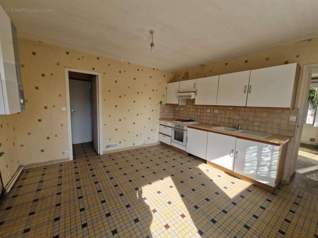 Maison à FATINES