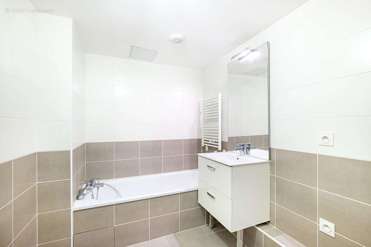 Appartement à VILLEURBANNE